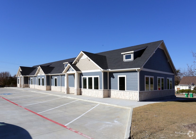 More Photos Of 307 E 1st St, Prosper Office For Lease