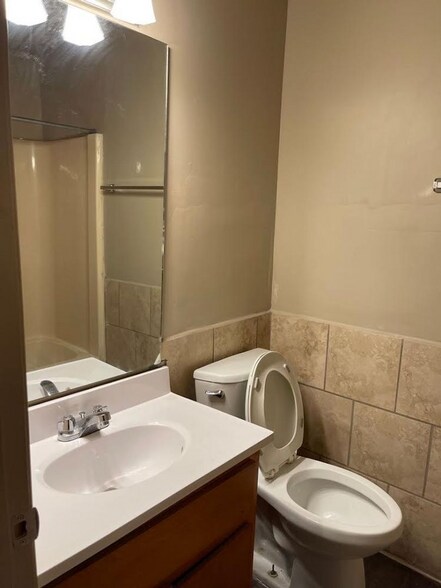 More Photos Of 2601 Cole St, Tuskegee Institute Apartments For Sale