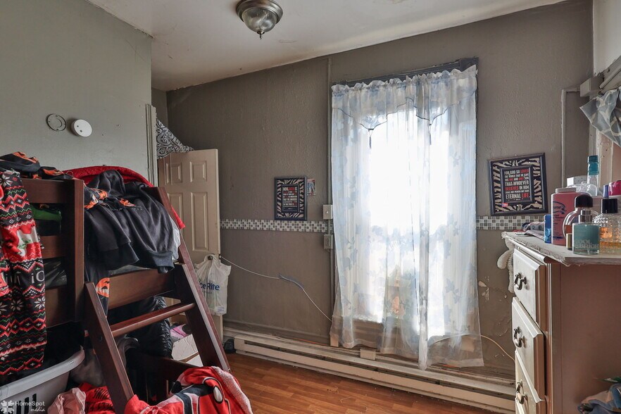 More Photos Of 424 N 6th St, Allentown Multifamily For Sale