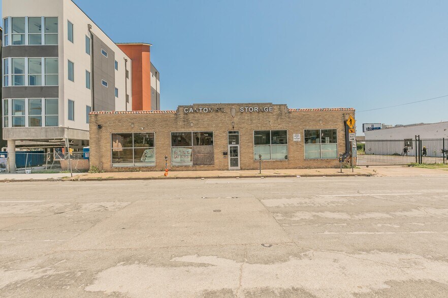 More Photos Of 1820 Canton St, Dallas Warehouse For Sale