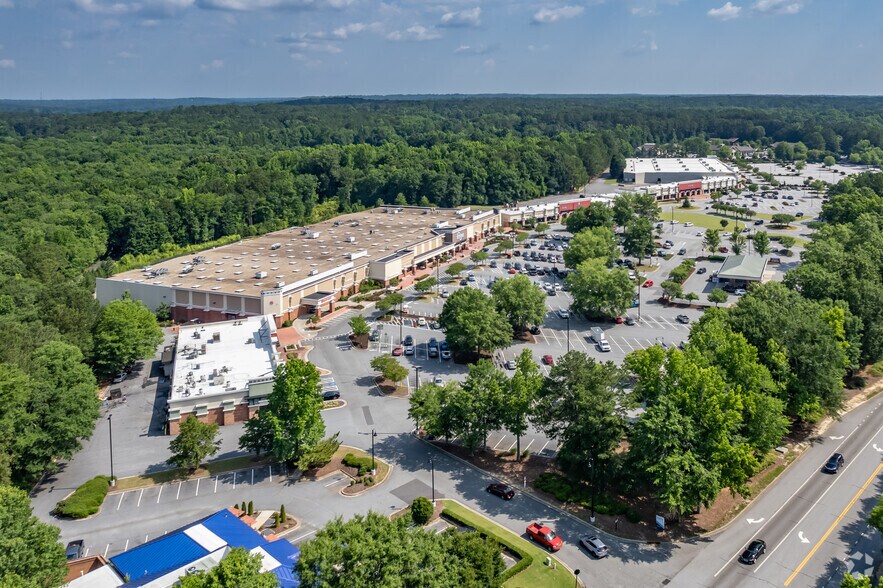 More Photos Of 300-612 Crosstown Dr, Peachtree City General Retail For Sale