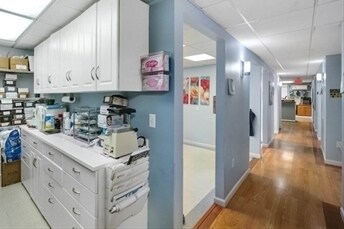 More Photos Of 64 Highland St, Worcester Office Residential For Sale