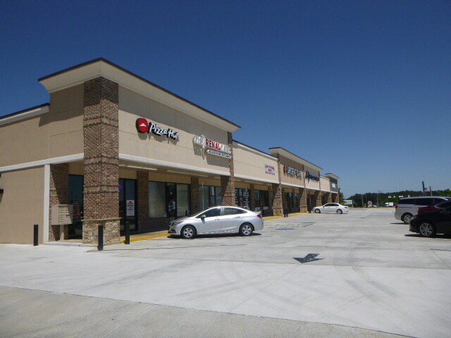 More Photos Of 500 Nathan Dean Blvd, Dallas Unknown For Lease