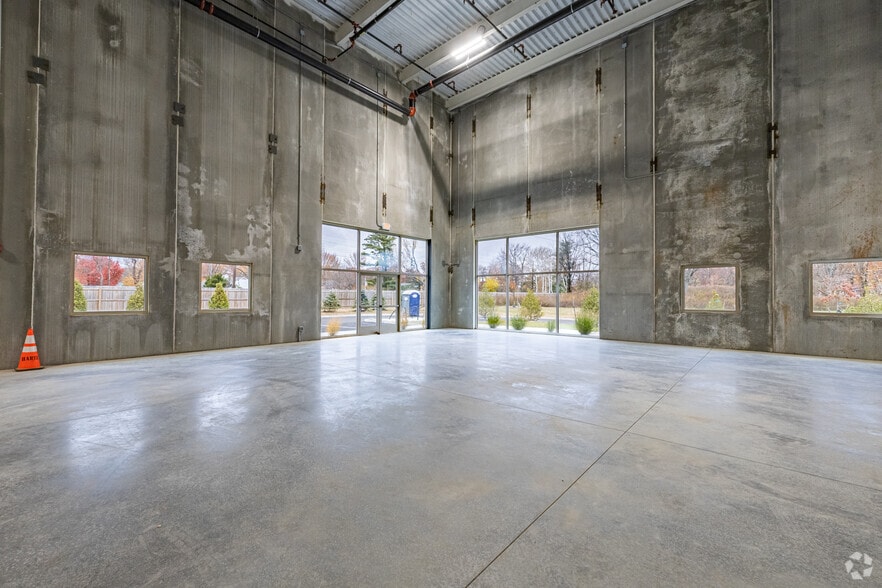 More Photos Of 730 Walnut Ave, Cranford Warehouse For Lease