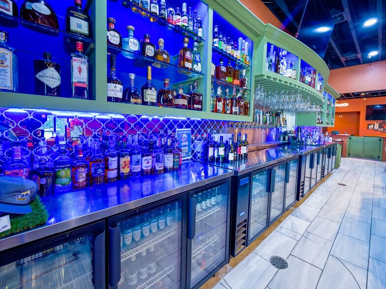 More Photos Of 1355 N Loop 336 E, Conroe Restaurant For Sale