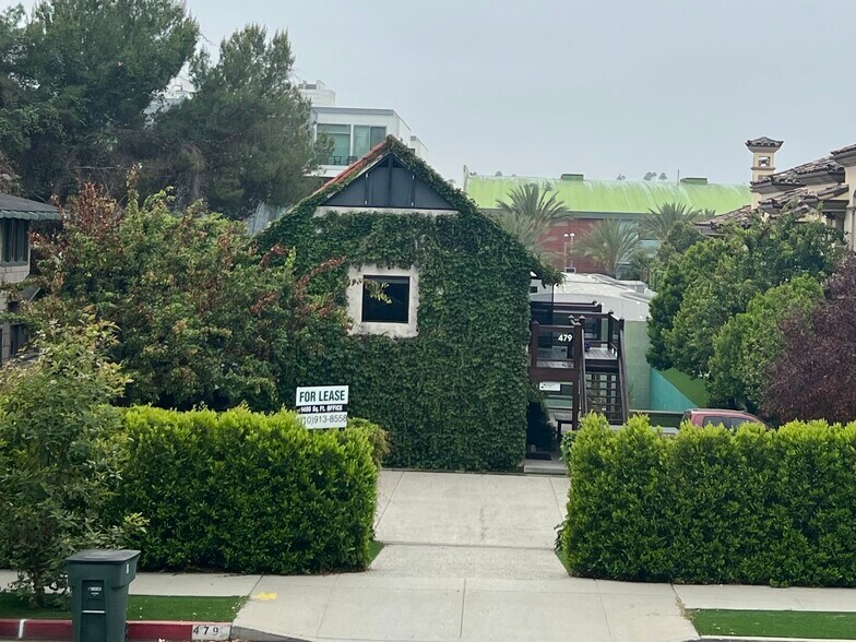 More Photos Of 479 S Marengo Ave, Pasadena Loft Creative Space For Lease