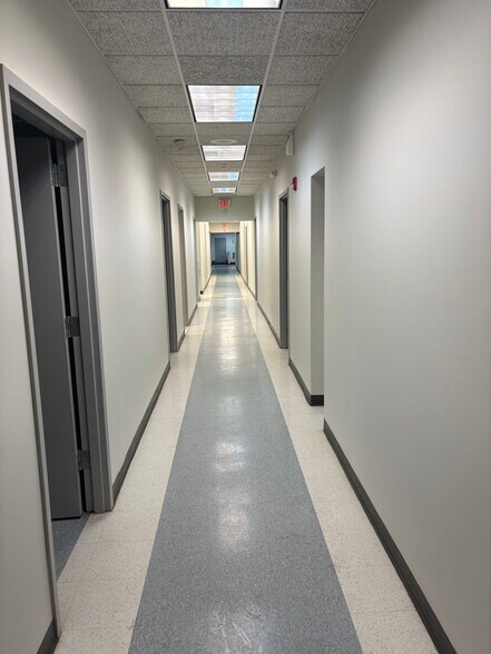 More Photos Of 85 S Long St, Williamsville Office For Lease