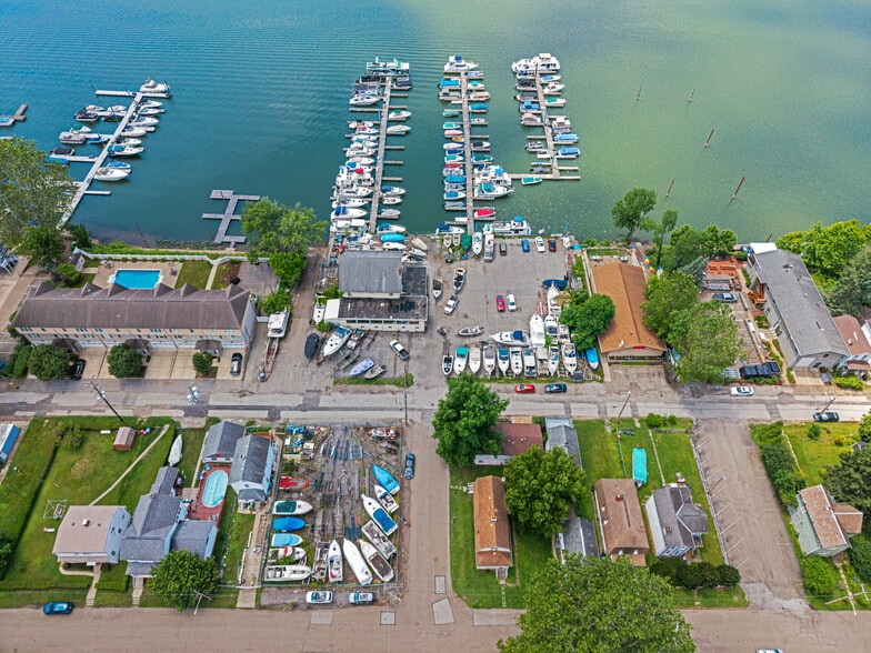 More Photos Of 228 Arch St, Verona Marina For Sale