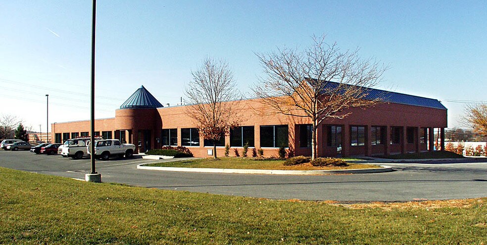 Primary Photo Of 5021 Louise Dr, Mechanicsburg Office For Sale