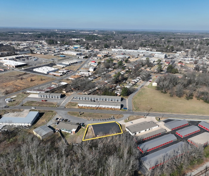 More Photos Of 501 S 1st St, Jacksonville Daycare Center For Sale