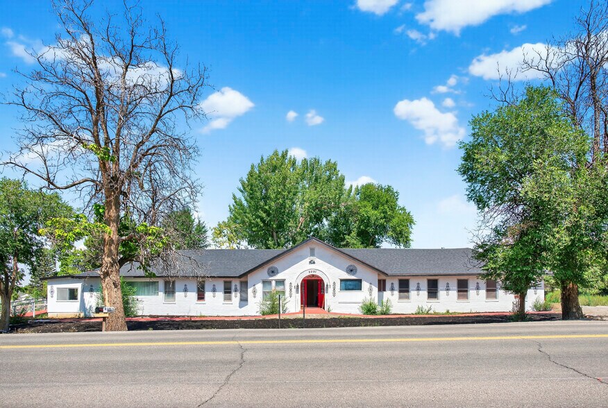 Primary Photo Of 2091 Locust Rd, Montrose Apartments For Sale