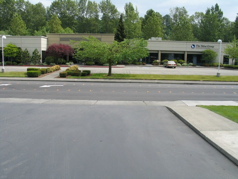 More Photos Of 2500 E Valley Rd, Renton Office For Sale