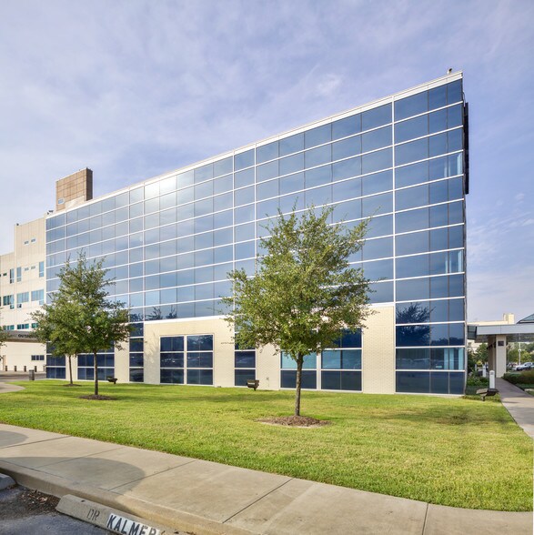 More Photos Of 1105 W Frank Ave, Lufkin Unknown For Sale