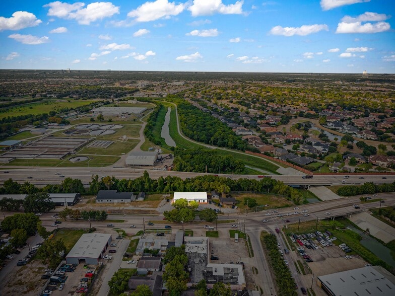 More Photos Of 11950 Alief Clodine Rd, Houston Light Distribution For Lease