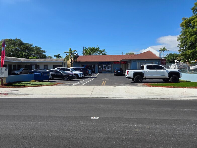 More Photos Of 2510 NW 19th St, Fort Lauderdale Freestanding For Sale