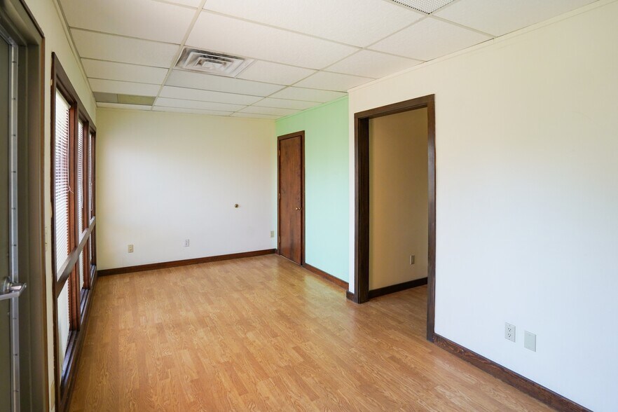 More Photos Of 3401 Lake Ave, Fort Wayne Office For Lease