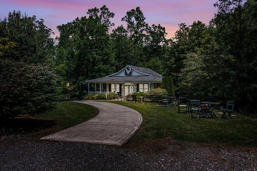 More Photos Of 3138 Jessie DuPont Memorial Hwy, Heathsville Winery Vineyard For Sale