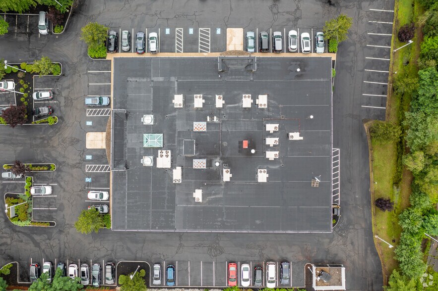 More Photos Of 237 Lexington St, Woburn Office For Lease