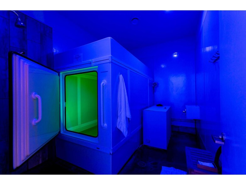 More Photos Of 1828 McCallum Rd, Abbotsford General Retail For Sale