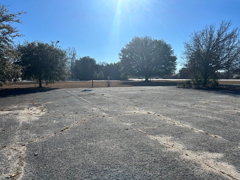 More Photos Of 1410 W Bobo Newsom Hwy, Hartsville Religious Facility For Sale