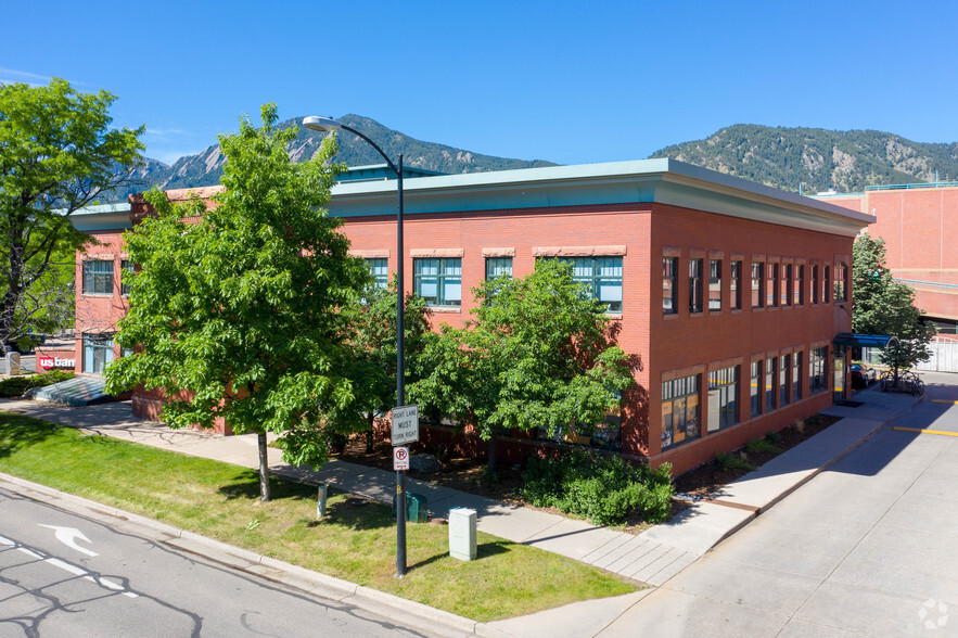 Primary Photo Of 1495 Canyon Blvd, Boulder Coworking Space