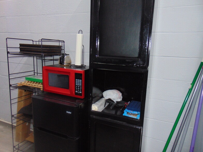 More Photos Of 402 Tuscaloosa Ave SW, Birmingham Convenience Store For Lease