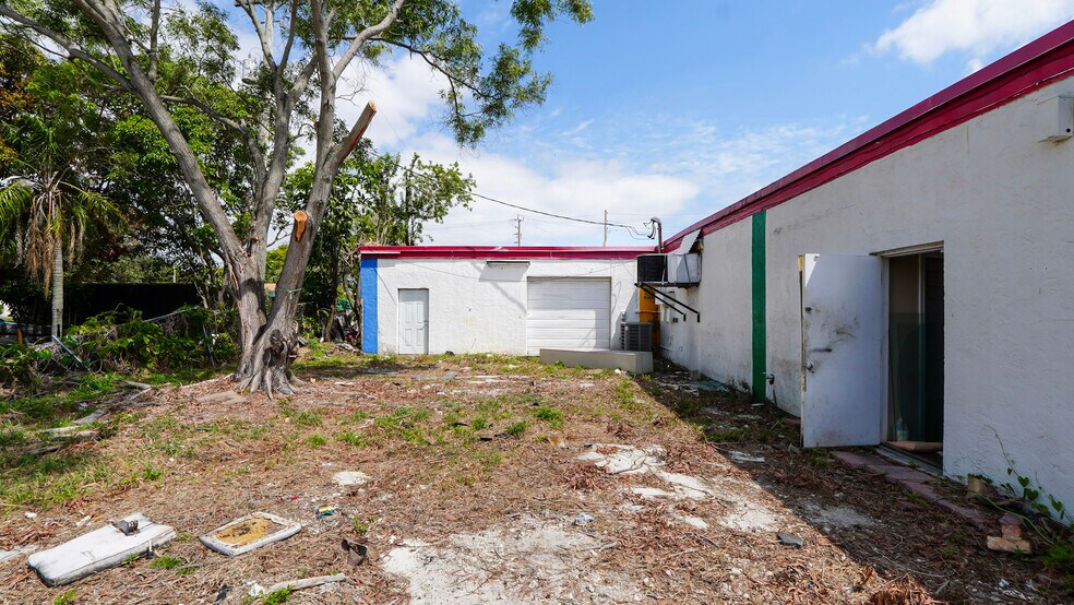 More Photos Of , Oakland Park General Retail For Sale