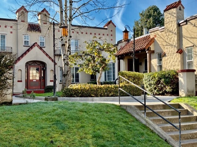 Primary Photo Of 2010 SE Sherman St, Portland Apartments For Sale