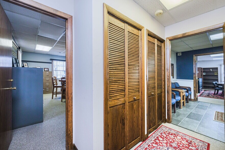 More Photos Of 63 Winthrop St, Taunton Medical For Sale