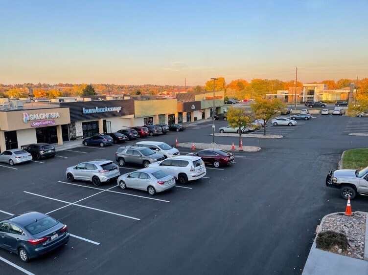 More Photos Of 3333 S Wadsworth Blvd, Lakewood Unknown For Lease