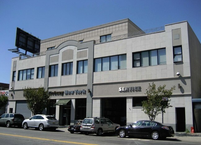 Primary Photo Of 43-24 21st St, Long Island City Warehouse For Lease