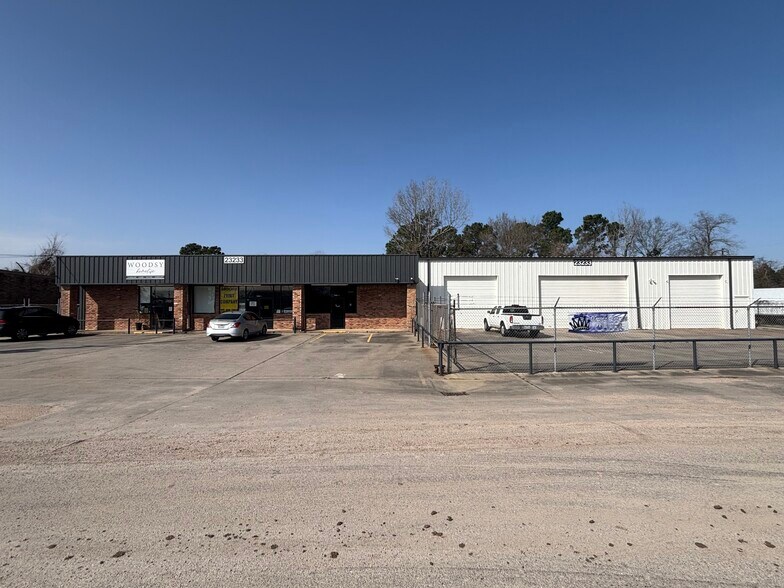 More Photos Of 23233 Snook Ln, Tomball Storefront Retail Office For Lease