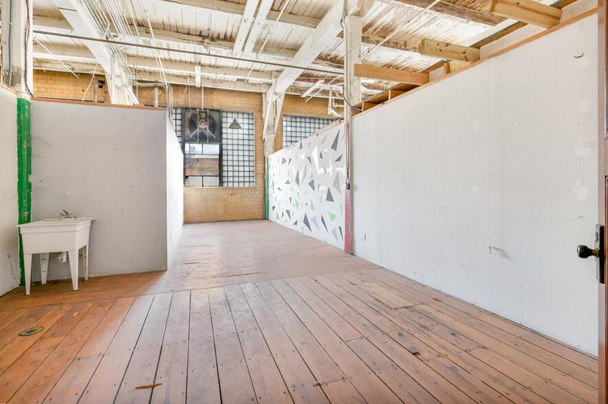 More Photos Of 2301 E 28th St, Chattanooga Manufacturing For Lease