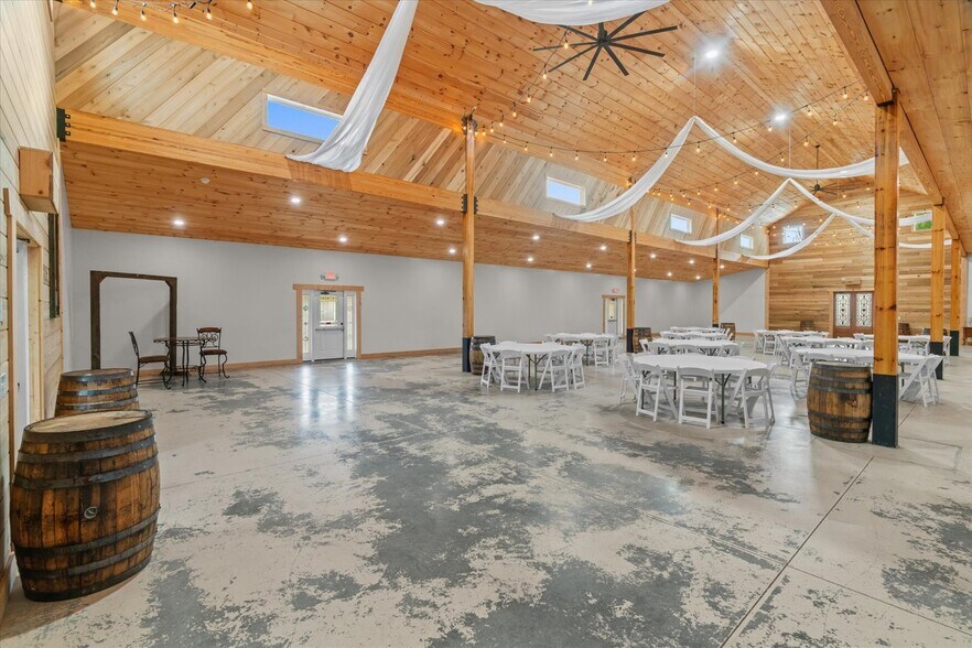 More Photos Of 2948 Holly Creek Cool Sprgs Rd, Chatsworth Specialty For Sale