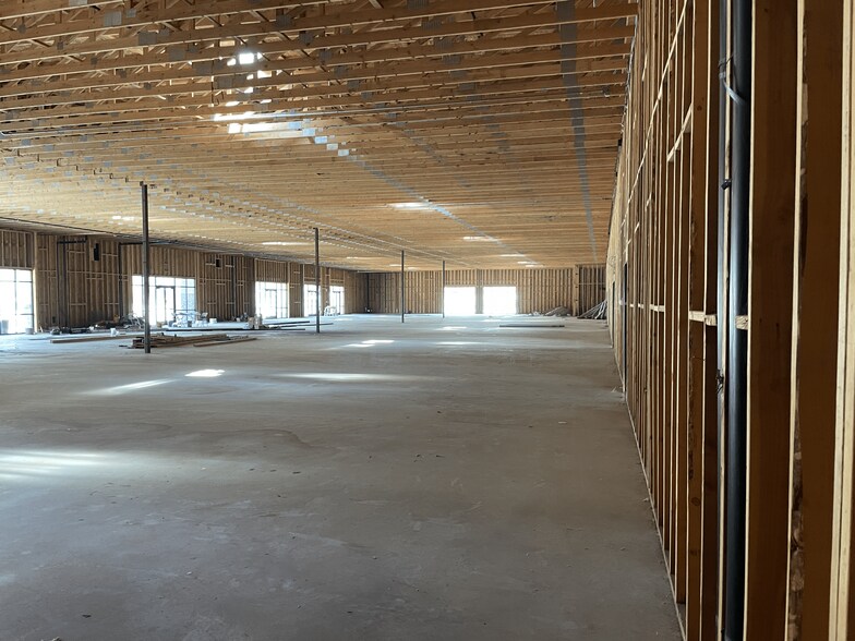 More Photos Of 8254 Mission Blvd, Jurupa Valley Unknown For Lease