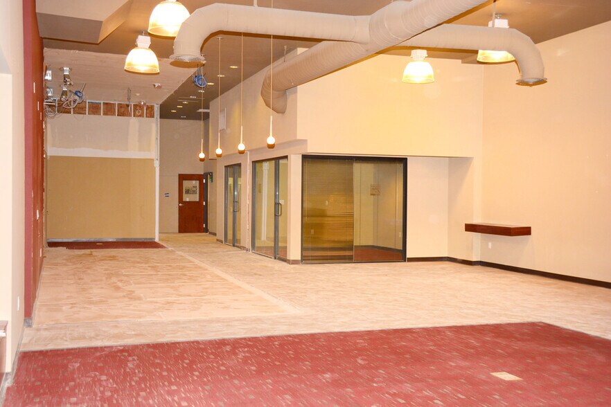 More Photos Of 1444-1446 4th St, San Rafael Storefront For Lease