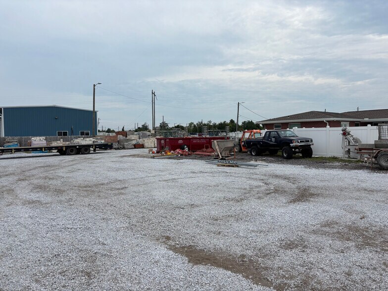 More Photos Of 1219 Transmitter Rd, Panama City Freestanding For Sale