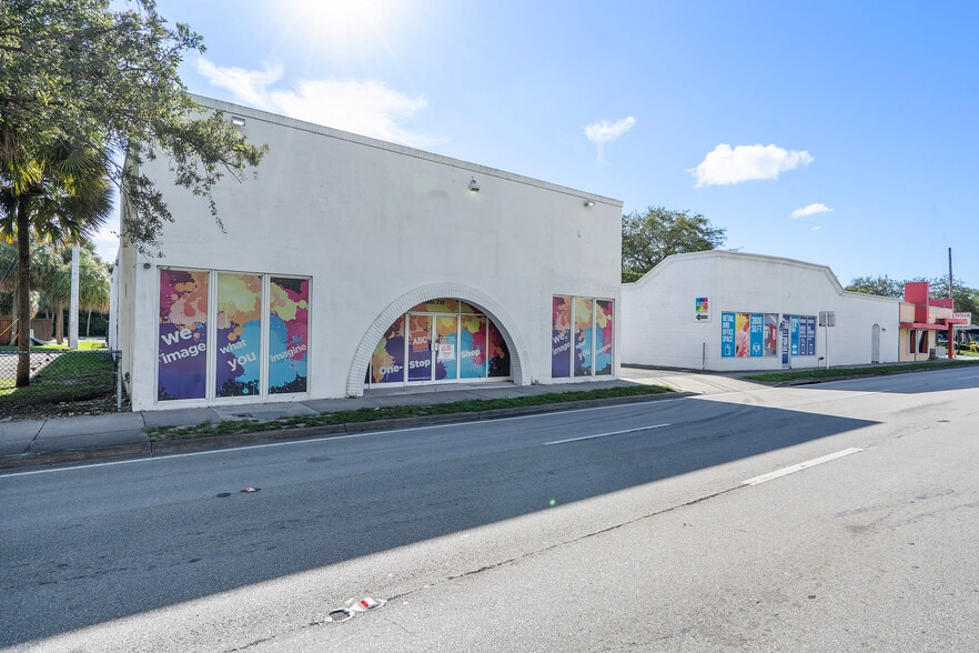 Primary Photo Of 710 N Federal Hwy, Fort Lauderdale Storefront Retail Office For Lease