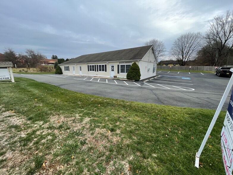 More Photos Of 420 County Road 513, Califon Office For Sale