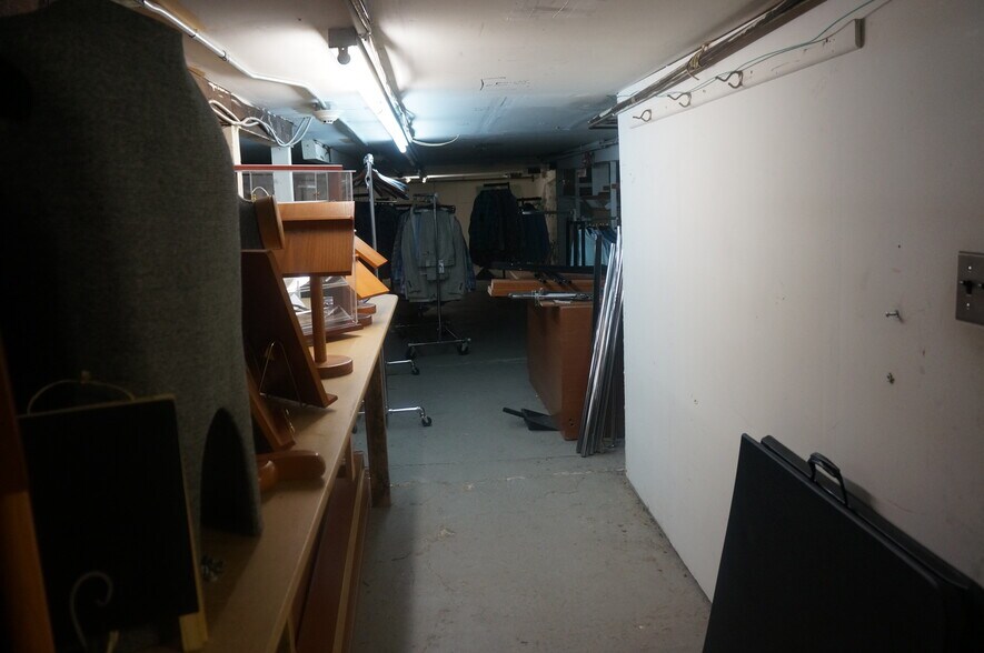 More Photos Of 53 E Ridgewood Ave, Ridgewood Freestanding For Sale