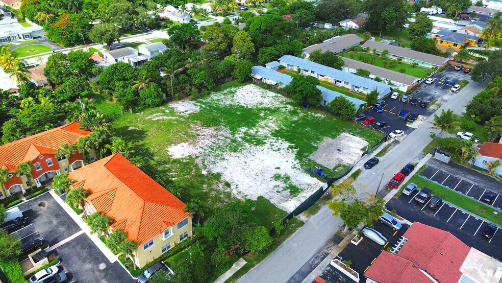 More Photos Of 2630 Pierce St, Hollywood Land For Sale