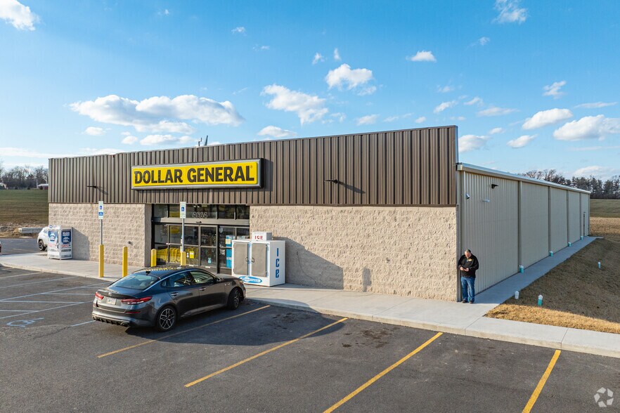 More Photos Of 4664 York Rd, New Oxford General Retail For Sale