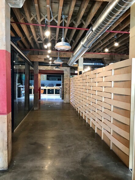 More Photos Of 1828 W Hubbard St, Chicago Loft Creative Space For Lease