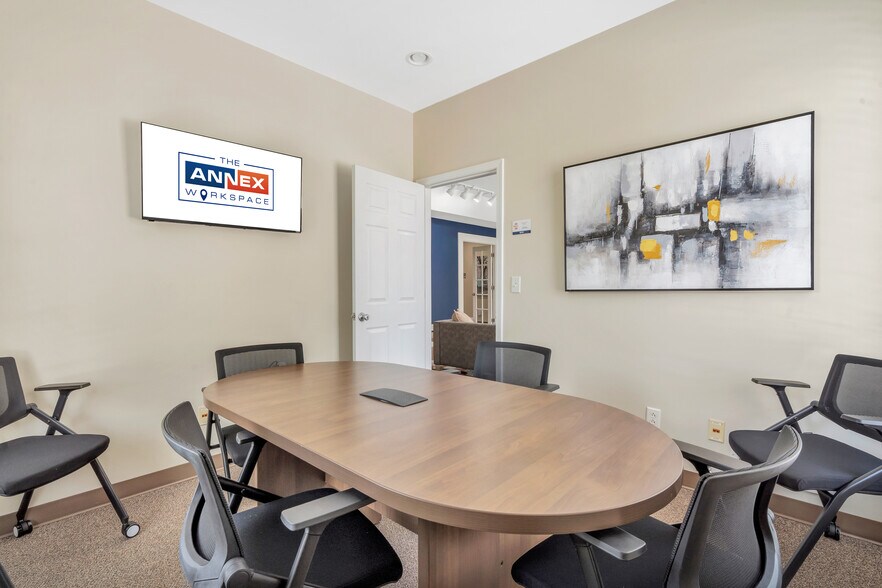 More Photos Of 22 Richmond Center Ct, Saint Peters Coworking Space