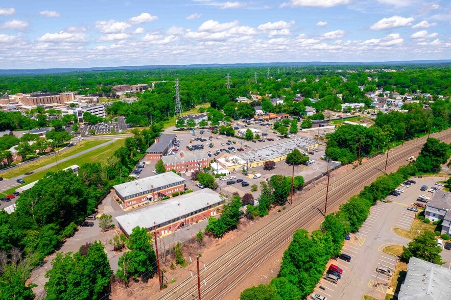 More Photos Of 1 Lincoln Hwy, Edison Office For Sale