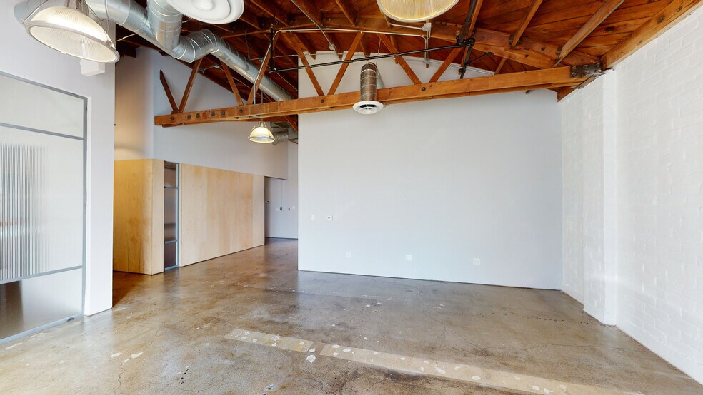 More Photos Of 1735-1739 Berkeley St, Santa Monica Loft Creative Space For Lease
