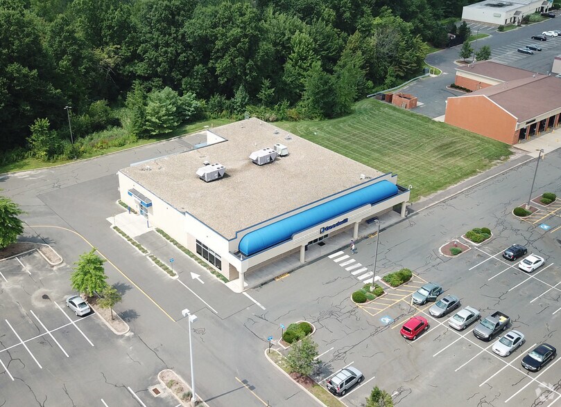 More Photos Of 331 Cottage Grove Rd, Bloomfield Freestanding For Lease