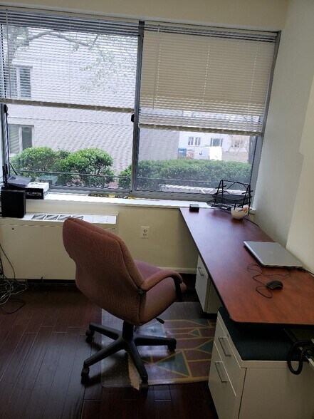 More Photos Of 730 24th St NW, Washington Apartments For Sale