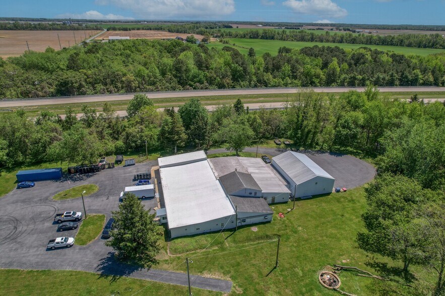 More Photos Of 1600-1624 N Little Creek Rd, Dover Warehouse For Sale