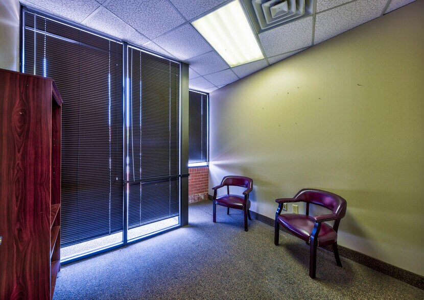 More Photos Of 6210 N Belt Line Rd, Irving Office For Lease